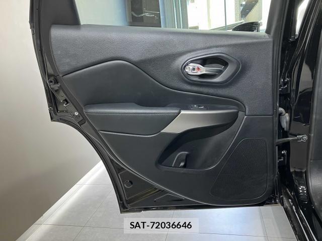 Jeep CHEROKEE 2021-01 6676408-24