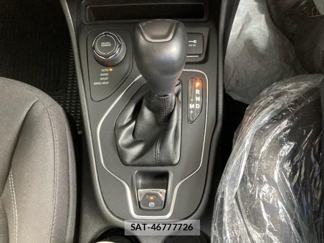 Jeep CHEROKEE 2019-07 7058962-27