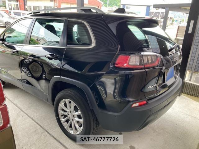 Jeep CHEROKEE 2019-07 7058962-6