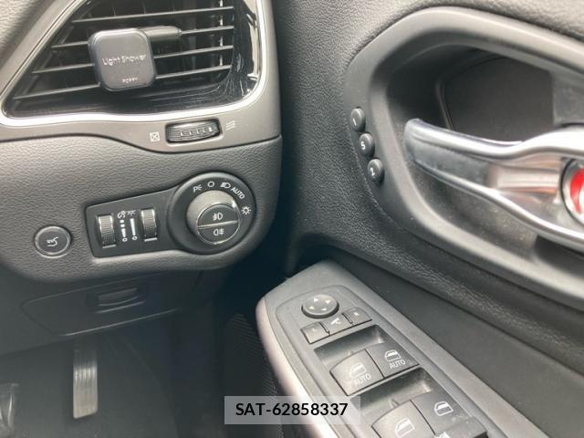 Jeep CHEROKEE 2019-09 7358186-17