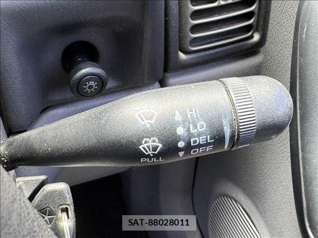 Jeep CHEROKEE 1997-06 7617219-13