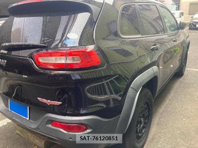 Jeep CHEROKEE 2016-11 7617218-6