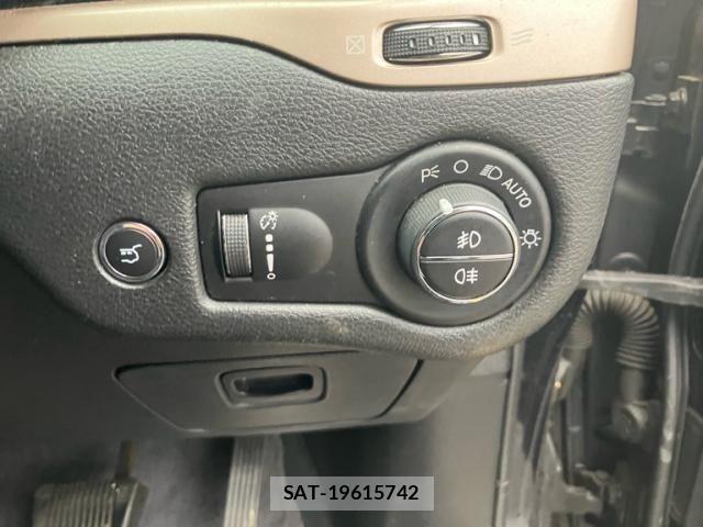 Jeep CHEROKEE 2015-02 7785821-13