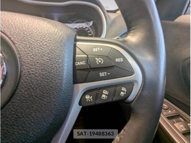 Jeep CHEROKEE 2017-04 8130650-21