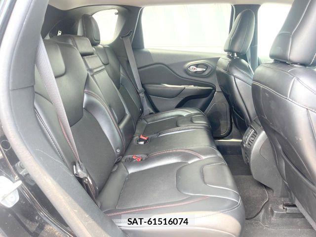 Jeep CHEROKEE 2019-08 8207985-9