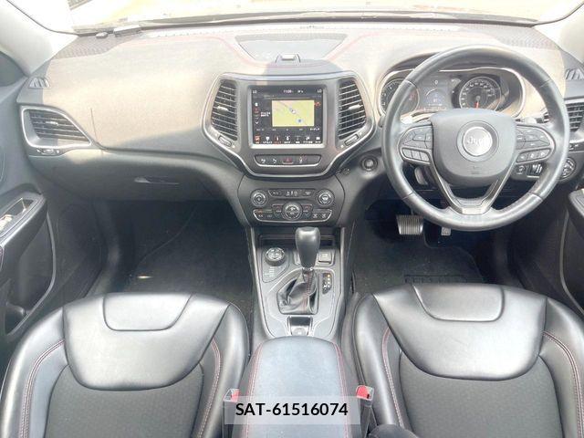 Jeep CHEROKEE 2019-08 8207985-1