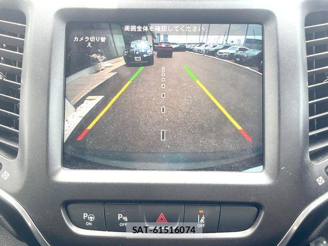 Jeep CHEROKEE 2019-08 8207985-4