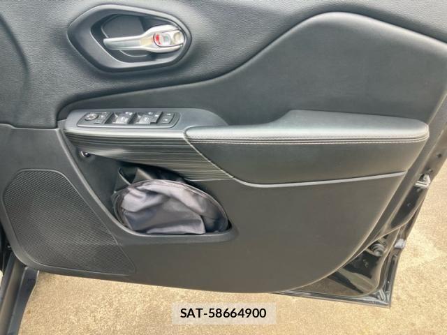 Jeep CHEROKEE 2016-03 8230424-11