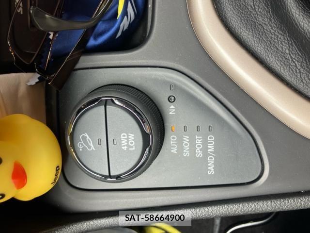 Jeep CHEROKEE 2016-03 8230424-17