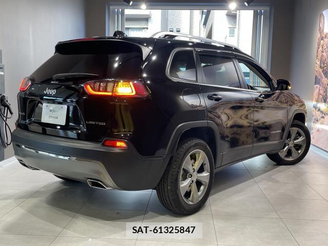 Jeep CHEROKEE 2020-04 8314896-6