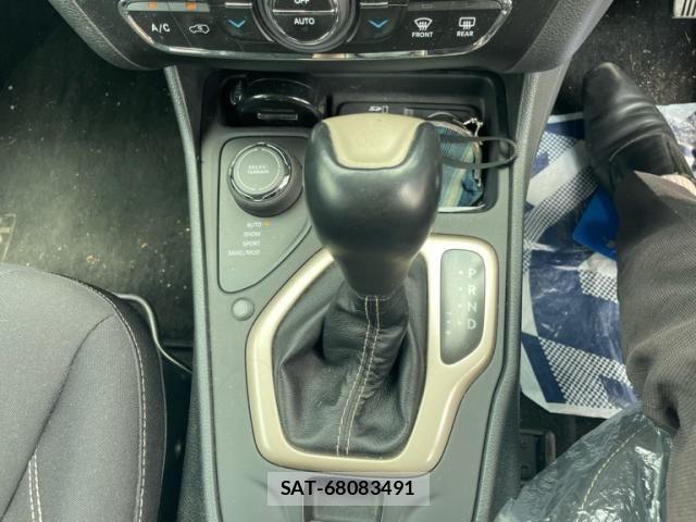 Jeep CHEROKEE 2015-10 8336297-20