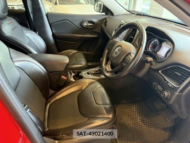 Jeep CHEROKEE 2020-06 8366421-16