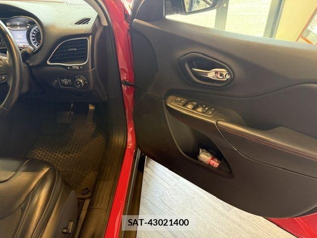 Jeep CHEROKEE 2020-06 8366421-17
