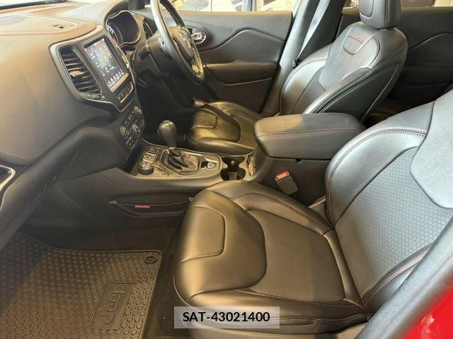 Jeep CHEROKEE 2020-06 8366421-18