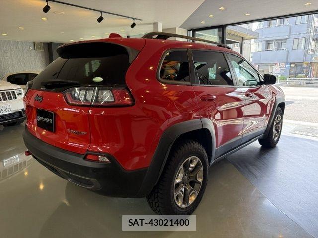 Jeep CHEROKEE 2020-06 8366421-7