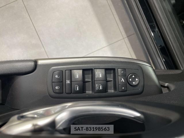 Jeep CHEROKEE 2019-02 8412972-9