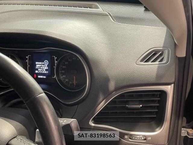 Jeep CHEROKEE 2019-02 8412972-11