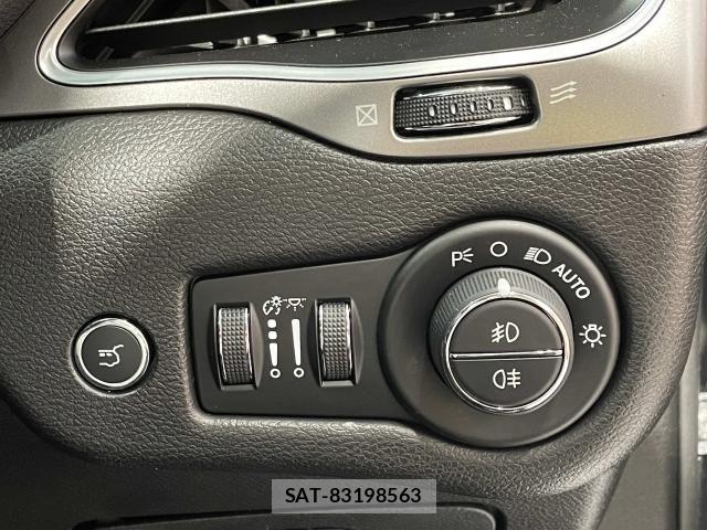 Jeep CHEROKEE 2019-02 8412972-12