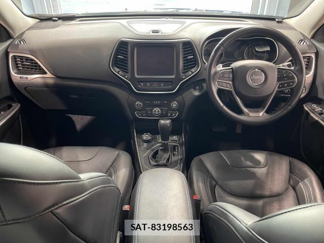 Jeep CHEROKEE 2019-02 8412972-1