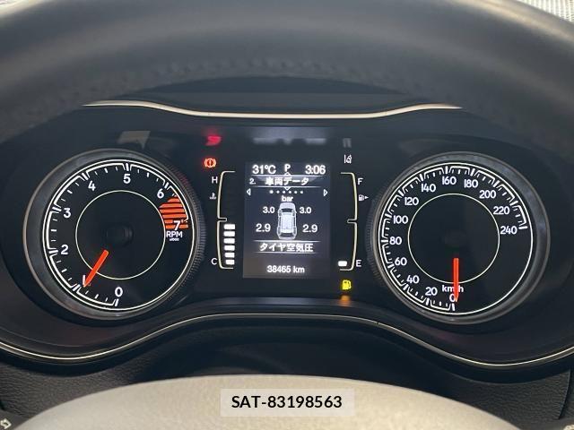Jeep CHEROKEE 2019-02 8412972-23