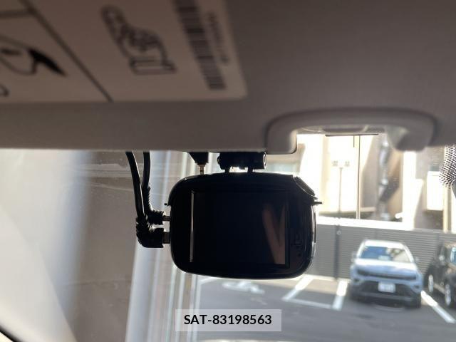 Jeep CHEROKEE 2019-02 8412972-26