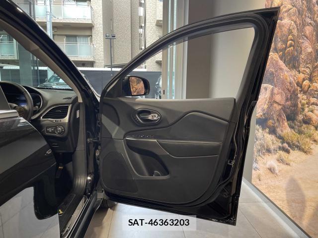 Jeep CHEROKEE 2020-09 8562230-8