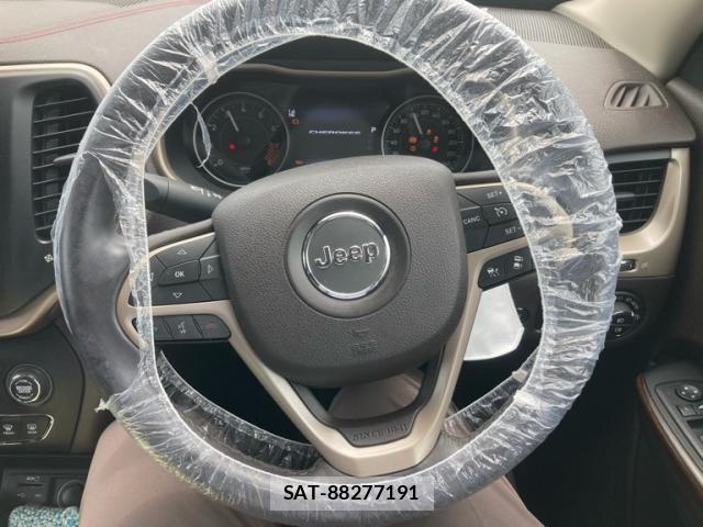 Jeep CHEROKEE 2014-08 8742868-13