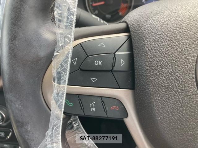 Jeep CHEROKEE 2014-08 8742868-18