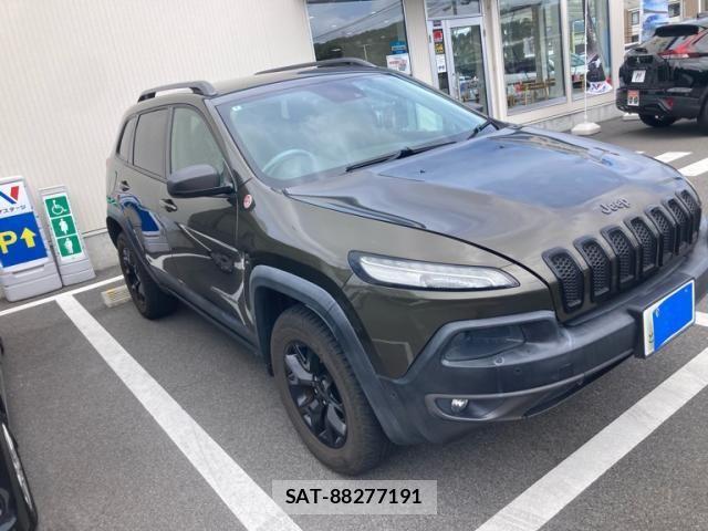 Jeep CHEROKEE 2014-08 8742868-1