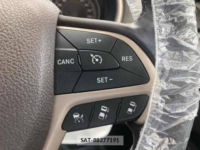 Jeep CHEROKEE 2014-08 8742868-19