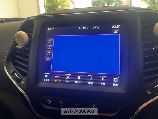 Jeep CHEROKEE 2019-03 8883762-12
