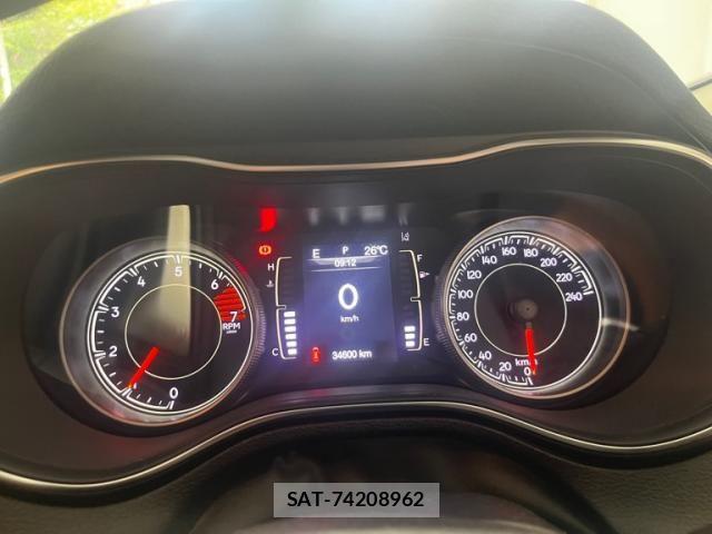 Jeep CHEROKEE 2019-03 8883762-15
