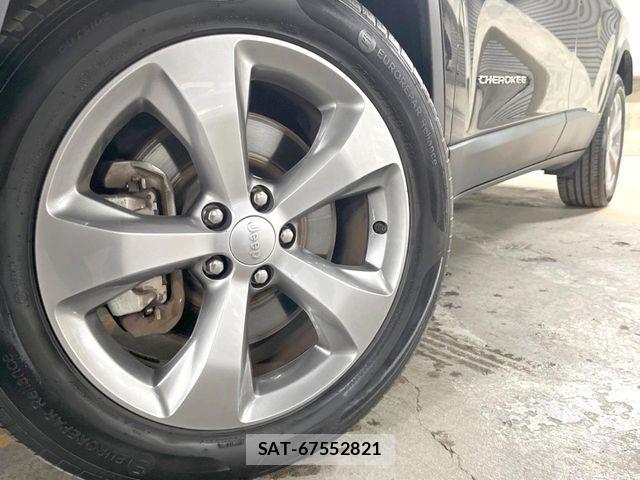 Jeep CHEROKEE 2019-08 8883763-14