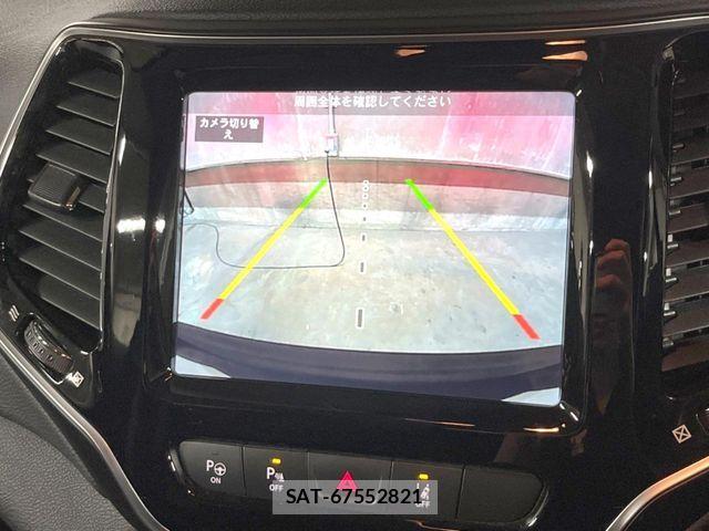 Jeep CHEROKEE 2019-08 8883763-5