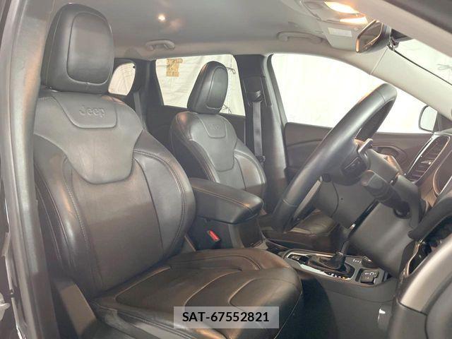 Jeep CHEROKEE 2019-08 8883763-8