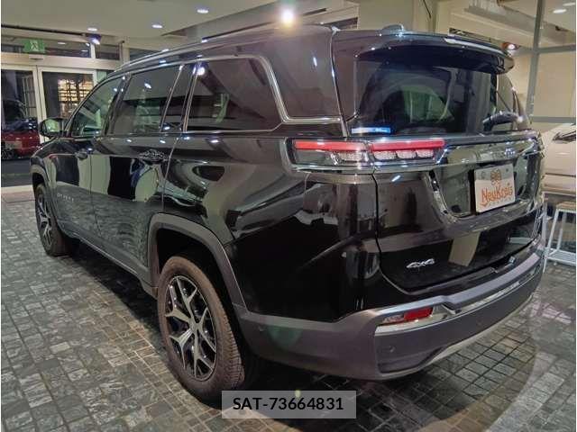 Jeep COMMANDER 2024-02 1412917-15