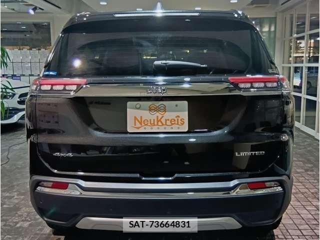 Jeep COMMANDER 2024-02 1412917-16
