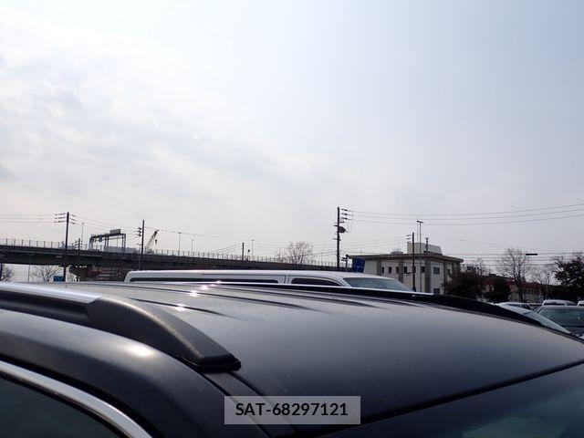Jeep COMMANDER 2025-03 3672617-12