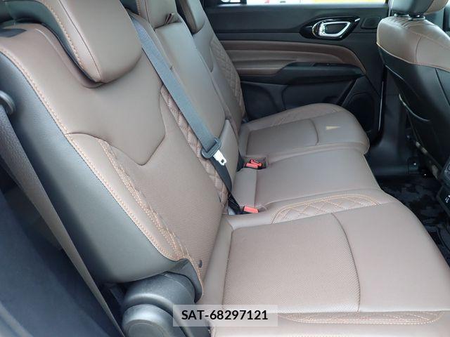 Jeep COMMANDER 2025-03 3672617-23