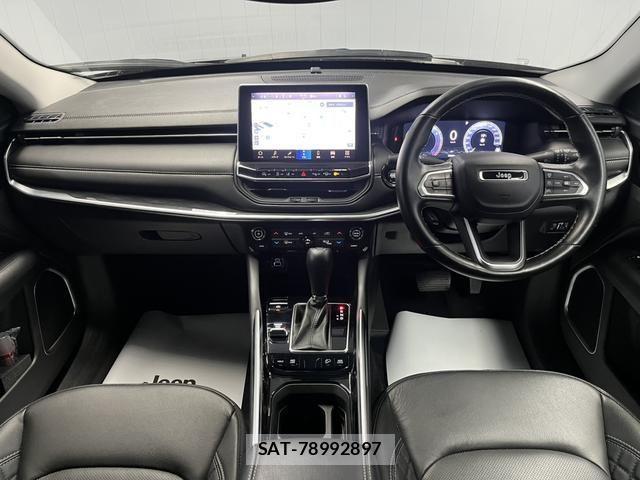 Jeep COMMANDER 2024-02 4241430-10