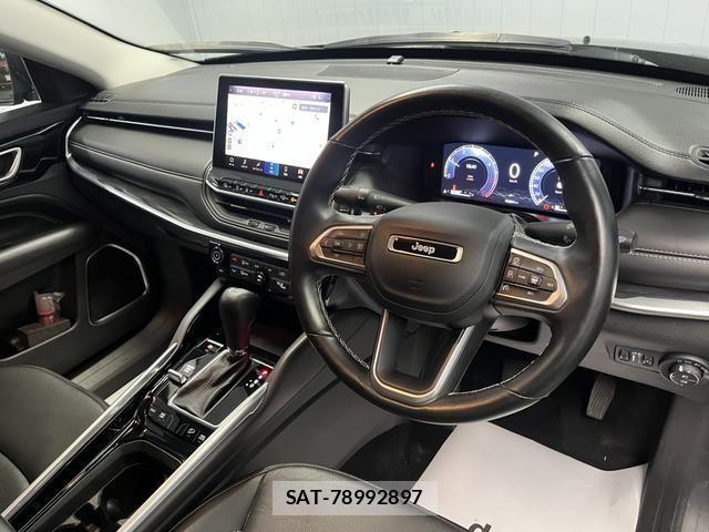 Jeep COMMANDER 2024-02 4241430-1