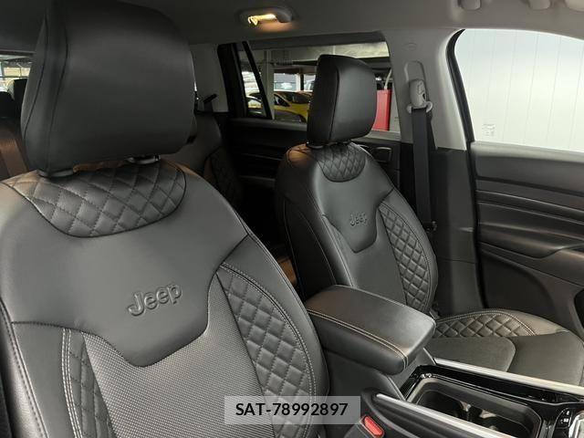Jeep COMMANDER 2024-02 4241430-3