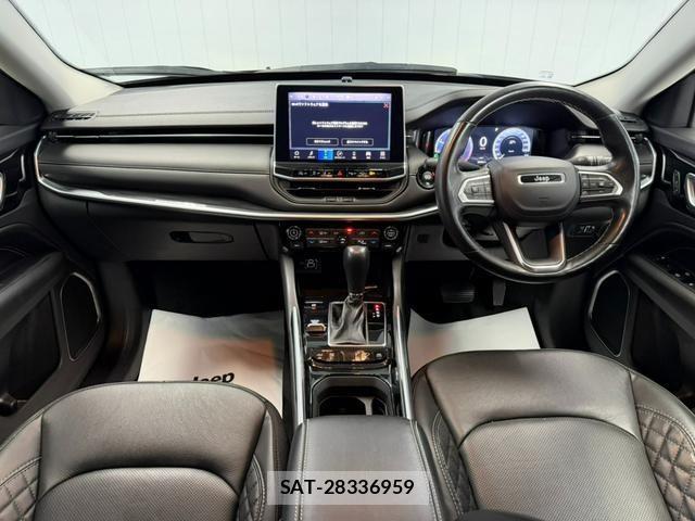 Jeep COMMANDER 2024-03 6215761-10