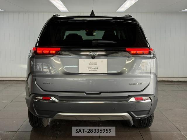 Jeep COMMANDER 2024-03 6215761-16