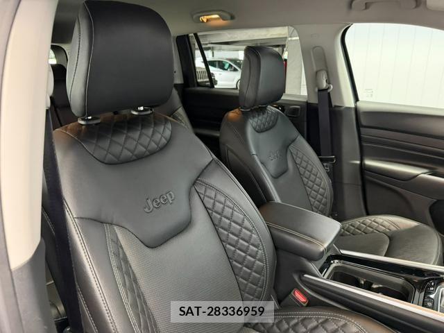 Jeep COMMANDER 2024-03 6215761-3