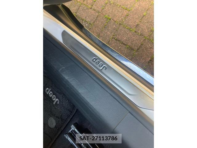 Jeep COMMANDER 2024-09 6498693-16