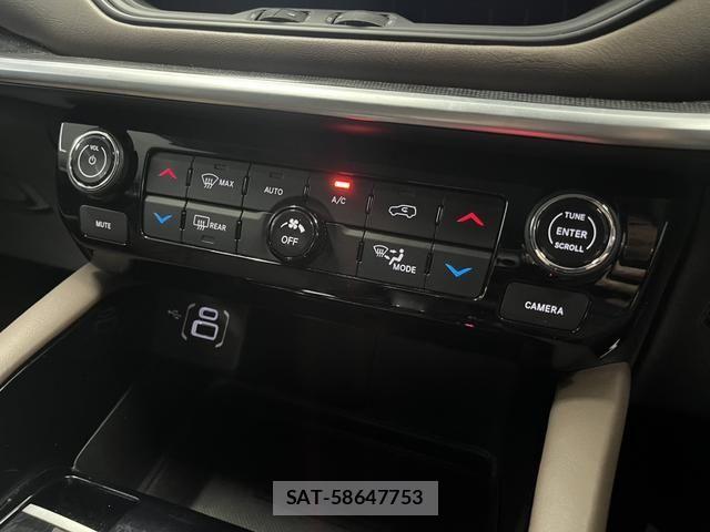 Jeep COMMANDER 2024-03 6498690-14
