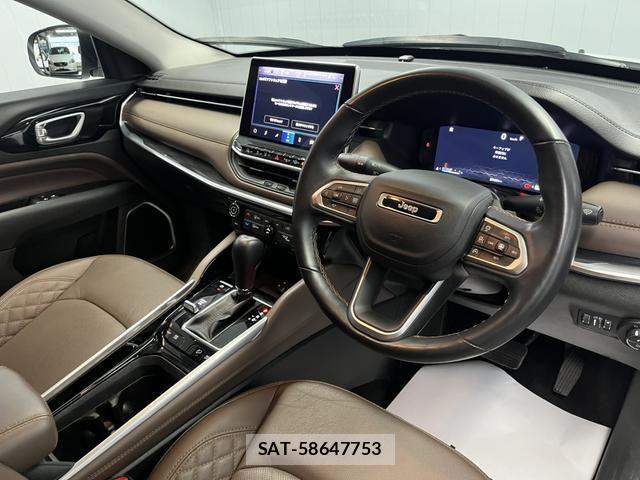 Jeep COMMANDER 2024-03 6498690-1