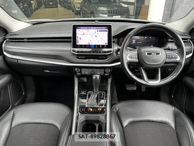 Jeep COMMANDER 2023-09 6612413-10