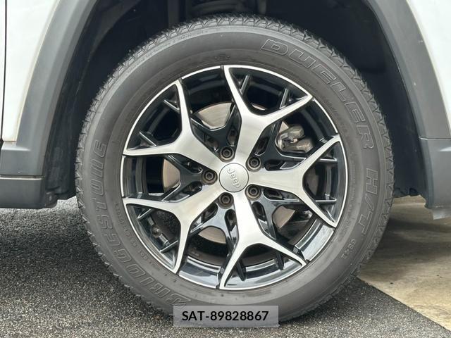 Jeep COMMANDER 2023-09 6612413-16